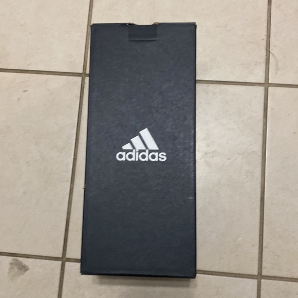 Adidas Slides! - Picture 5 of 6